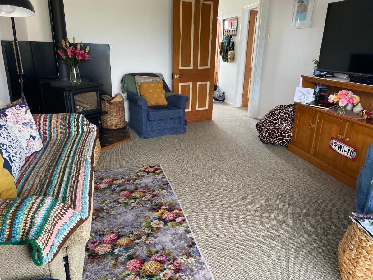 Wee Blue Bnb- Central Cosy Villa Timaru Exterior foto